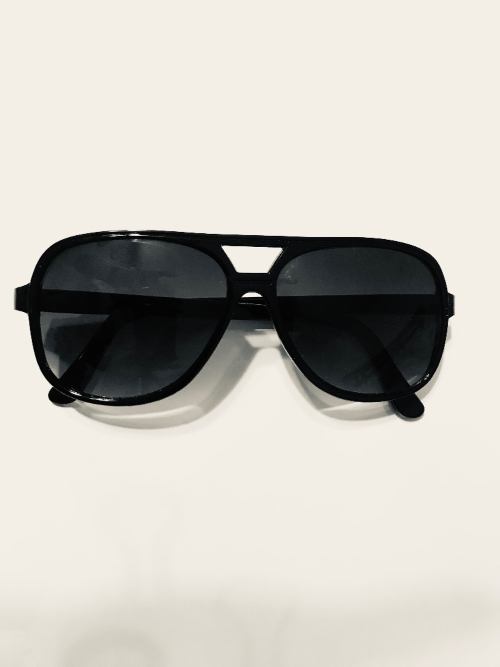 Black Aviator Sunglasses Dark Tint Lens Classic Silhouette Frame Unisex Eyewear